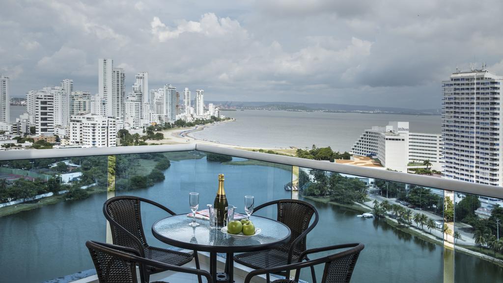 OCEAN VIEW SPACIOUS PENTHOUSES WITH BIG TERRACES AND OVER 318 Square Meters Cartagena  Exterior foto
